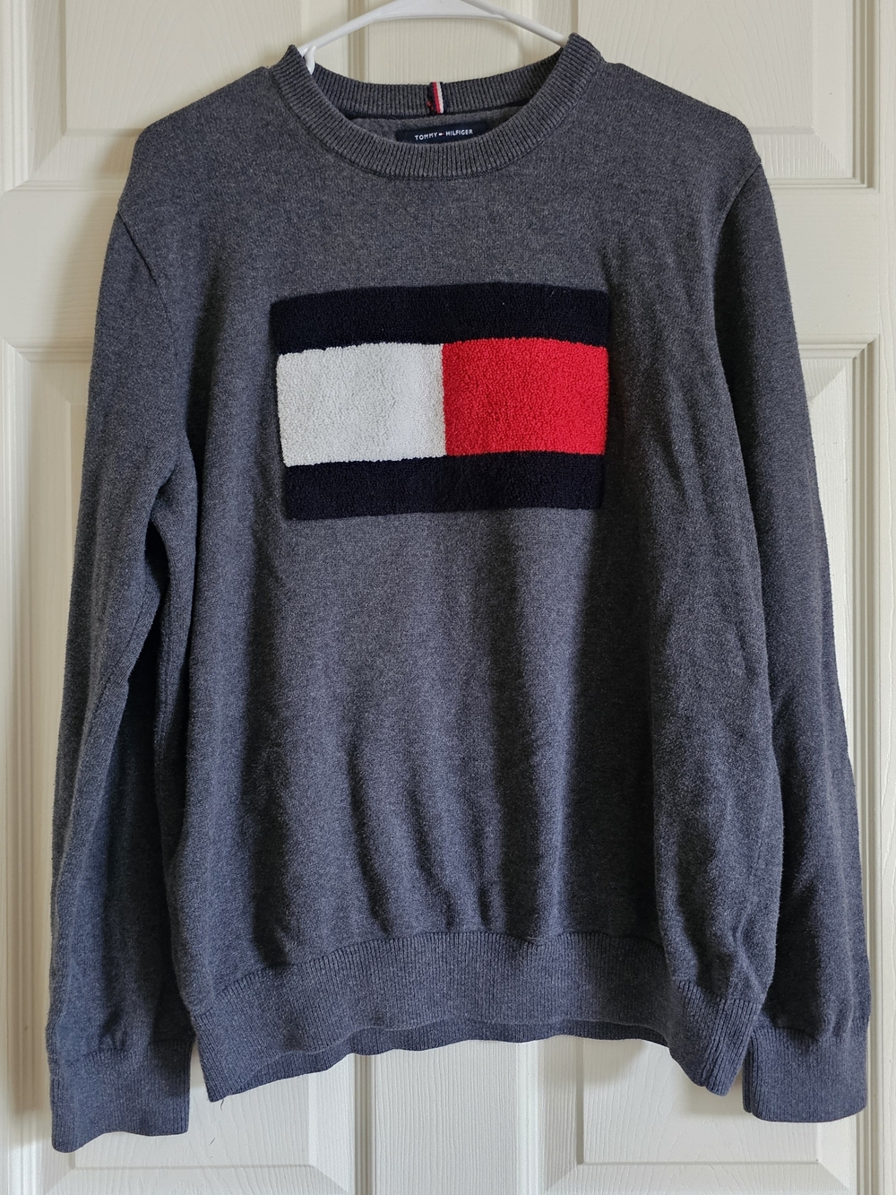 Classic Tommy Hilfiger Big Flag Chenille Knit Sweater